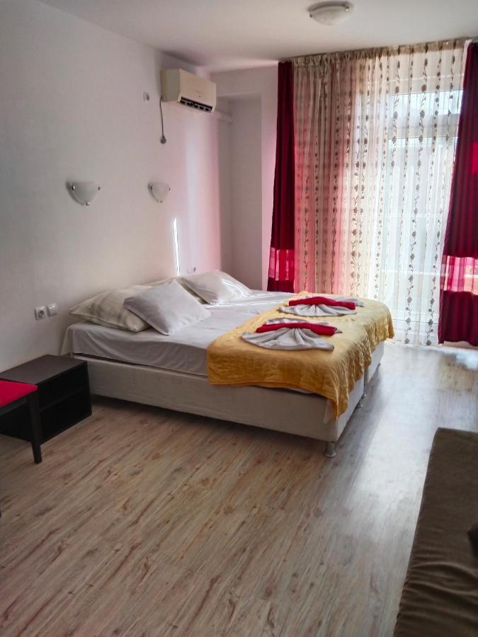 Apartamento Apartament Janet Pomorie Exterior foto